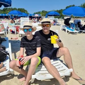 Meet your Posher, Hugo